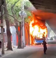 Chefe do tráfico entre os mais procurados do RJ é morto, e criminosos fecham vias com ônibus  Foto: Reprodução/TV Globo