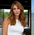 Paolla Oliveira agita fãs ao curtir foto antiga de ex  Foto: participante de reality de pegação - Reprodução: Redes Sociais / Famosos e Celebridades
