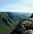 Cambará do Sul, a cidade dos cânios, encanta viajantes apaixonados por trilhas, cachoeiras e natureza preservada.  Foto: CountessA / Wikimedia / Viajar Melhor