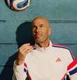 Jornais repercutem ida de Zidane pra França –  Foto: Reprodução / Jogada10