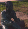 Estátua de bronze teve as mãos arrancadas  Foto: Reprodução/TV Globo