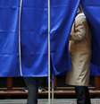 Eleitores em um local de votação em Copenhague, em 24 de março de 2026.  Foto: © Leonhard Foeger / Reuters / RFI