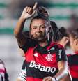 Juventude e Flamengo mediram forças na noite desta quinta-feira (26), no Estádio Alfredo Jaconi, pelo Brasileirão Feminino –  Foto: Fernando Alves/EC Juventude / Jogada10