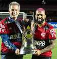 Ex-preisdente do Flamengo, Landim fala sobre Gabigol em participação no “Charla Podcast” –  Foto: Reprodução / YouTube e Marcelo Cortes / CRF / Jogada10