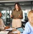 Empresas que desenvolvem seus profissionais formam equipes mais preparadas, com entrega consistente e alta qualidade técnica  Foto: insta_photos | Shutterstock / Portal EdiCase