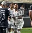  Foto: Reprodução - Legenda: Neymar e Diego Hernández se desentendem em vitória do Santos na Vila Belmiro / Jogada10