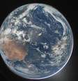 A Terra vista da cápsula Orion em imagem feita na semana passada  Foto: Nasa/Reid Wiseman / BBC News Brasil