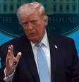 Enquanto as conversas seguem no Paquistão, o presidente dos Estados Unidos, Donald Trump, afirmou neste sábado que, em sua avaliação, um eventual acordo com o Irã não faz diferença  Foto: 