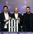 Ex-braço direito de Artur Jorge, Franclim não conseguiu desligar-se do Botafogo em 2025 –  Foto: Reprodução/Botafogo TV / Jogada10
