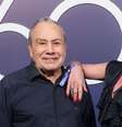 Stênio Garcia e sua atual esposa, Mari Saade  Foto: Globo/ Leo Rosario