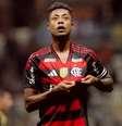 Bruno Henrique é o jogador com mais títulos da história do Flamengo –  Foto: Gilvan de Souza/Flamengo / Jogada10