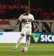 Arboleda viveu grandes momentos com a camisa tricolor –  Foto: Rubens Chiri e Miguel Schincariol/Saopaulofc.net / Jogada10