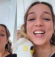 Samira comete gafe com William Bonner  Foto: 