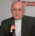 Mohammad Amin Nejad, embaixador do Irã na França, no estúdio da RFI em 17 de abril de 2026.  Foto: © RFI / RFI