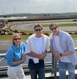 George Russell ao lado de Susie e Toto Wolff  Foto: Reprodução / Instagram