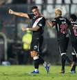 Puma Rodríguez jogador do Vasco comemora seu gol durante partida contra o São Paulo no estádio São Januário pelo campeonato Brasileiro A 2026.  Foto: JORGE RODRIGUES/AGIF - AGÊNCIA DE FOTOGRAFIA/ESTADÃO