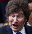 O presidente argentino, Javier Milei, em cerimônia em Buenos Aires. 2 de abril de 2026.  Foto: REUTERS - Agustin Marcarian / RFI