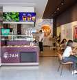 Modelo funciona como 'store in store', com tokens de autoatendimento que só podem ser instalados onde já há venda do açaí  Foto: Divulgação