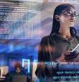 Tecnologia, saúde e segurança digital estão entre os setores que mais ampliam oportunidades  Foto: PeopleImages | Shutterstock / Portal EdiCase