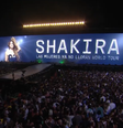 Telão de LED mostra o nome de Shakira em Copacabana e anima o público Foto: Reprodução/TV Globo