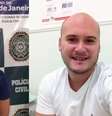 André Luiz Medeiros Biazucci Cardoso, de 39 anos, ficou preso durante sete meses, em 2013  Foto: Reprodução/TV Globo e Arquivo pessoal
