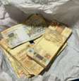 Na casa de um dos agentes, antigo na corporação, foram encontrados R$ 60 mil em dinheiro vivo  Foto: Divulgação/Gaeco