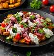 Salada morna com batata dourada e lentilha  Foto: DronG | Shutterstock / Portal EdiCase