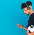 Pesquisa mostra que música é essencial para 42,9% dos jogadores no pré-jogo  Foto: Imagem ilustrativa/Magnific
