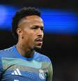 Militão no aquecimento para jogo do Real Madrid Foto: Denis Doyle/Getty Images
