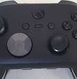 Vazam imagens do controle Xbox Elite 3 com o que parecem ser botões de rolagem  Foto: Reprodução / Everton Favretto / Tecnoblog