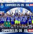 Jogadores do Porto celebram gol  da vitória sobre o Santa Clara - Foto: Divulgação / Porto / Jogada10