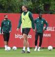 Após sonhar com o título, Milan sofre para garantir vaga na Champions - Foto: Divulgação/MILAN / Jogada10