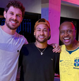 Neymar comemora convocação com Thiaguinho e Bruninho  Foto: Reprodução/Instagram