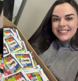 Carla Nunes revelou que a ideia é vender as repetidas, que podem custar até R$ 500  Foto: Reprodução 