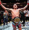Alex Poatan comemora vitória no UFC 307 Foto: Divulgação/Instagram UFC / Esporte News Mundo