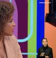 A apresentadora Luciana Barreto na entrevista de Lula no 'Sem Censura'  Foto: Reprodução/TV
