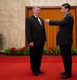 Xi Jinping e Miguel Díaz-Canel em 2013  Foto: Getty Images / BBC News Brasil