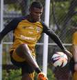 São Paulo negocia empréstimo de Arboleda para o Vitória - Foto: Rubens Chiri / São Paulo FC / Jogada10