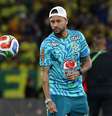 Lesionado, Neymar participa de aquecimento da Seleção Brasileira antes do amistoso contra o Panamá, no Maracanã, neste domingo, 31  Foto: Wagner Meier/Getty Images