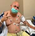 O comediante Abdias Melo no hospital, na Flórida: o exame de rotina impediu o pior à saúde  Foto: Reprodução