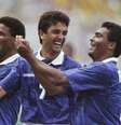 Bebeto pede para Endrick recriar famosa comemoração na Copa –  Foto: Victor Ferreira/EC Vitória / Jogada10