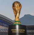 Taça oficial da Copa do Mundo de 2026 no Estádio de Monterrey.  Foto: Instagram/@gianni_infantino / Estadão