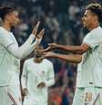  Foto: Reprodução / Équipe de France - Legenda: Olise comemora um dos três gols marcados na vitória sobre a Irlanda do Norte / Jogada10