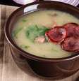 Caldo verde com calabresa  Foto: flanoivais | Shutterstock / Portal EdiCase