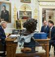 Trump recebeu Flávio Bolsonaro, Eduardo Bolsonaro e Paulo Figueiredo na Casa Branca  Foto: Reprodução via Truth Social / Estadão
