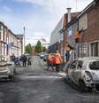 Veículos e imóveis de imigrantes foram queimados durante manifestações violentas em Belfast  Foto: ANSA / Ansa - Brasil