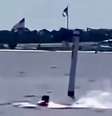 Funcionário da Marinha dos EUA é atacado por tubarão na Flórida.  Foto: Reprodução