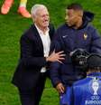 Mbappé diz nãi querer ver Deschamps treinando outra seleção - Foto: Dan Mullan/Getty Images / Jogada10