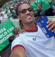 Carrillo usou a camisa branca do México para evitar problemas - Foto: Reprodução Instagram @carrillo / Jogada10