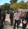 Ator Brad Pitt chega ao estádio para assistir a Estados Unidos x Paraguai pela Copa do Mundo –  Foto: Reprodução / Jogada10